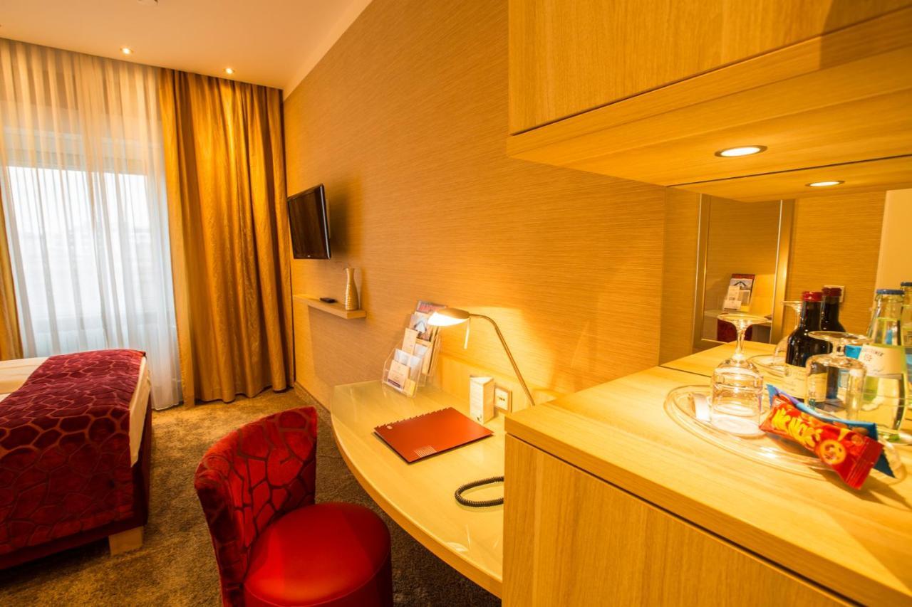 Top Hotel Hammer - Mainz Hauptbahnhof ภายนอก รูปภาพ