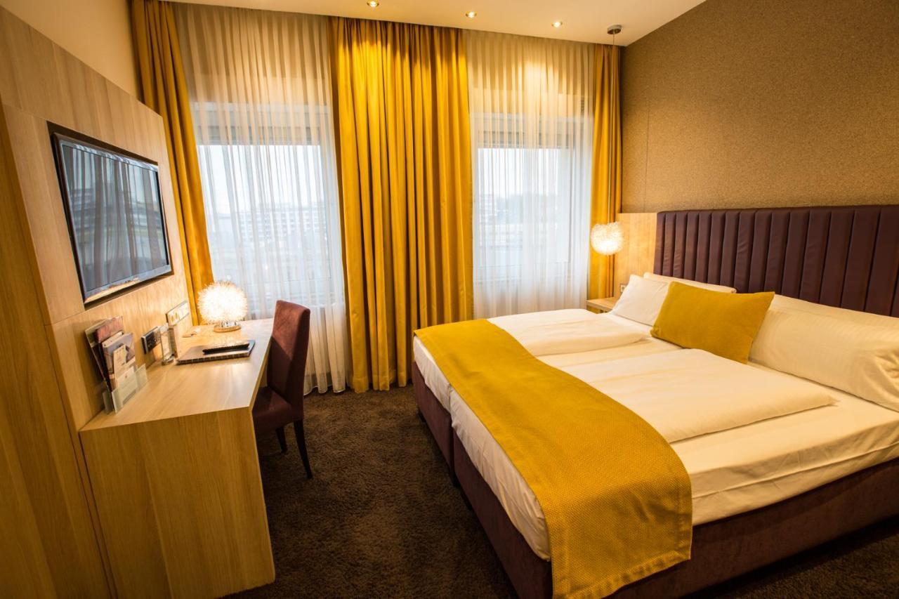 Top Hotel Hammer - Mainz Hauptbahnhof ภายนอก รูปภาพ
